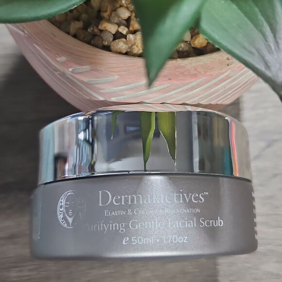 DERMALACTIVES Purifying Gentle Facial Scrub 50ml 1.7oz New Sealed Msrp $140 - Picture 8 of 8